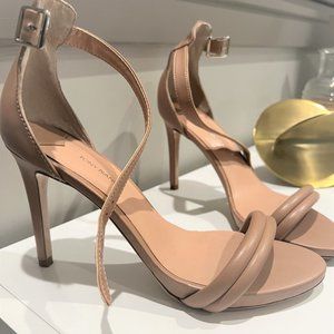 TONY BIANCO Camila Strappy Sandal In Skin Capretto Leather